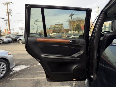 Used 2008 Mercedes-Benz GL 450 4MATIC image 11