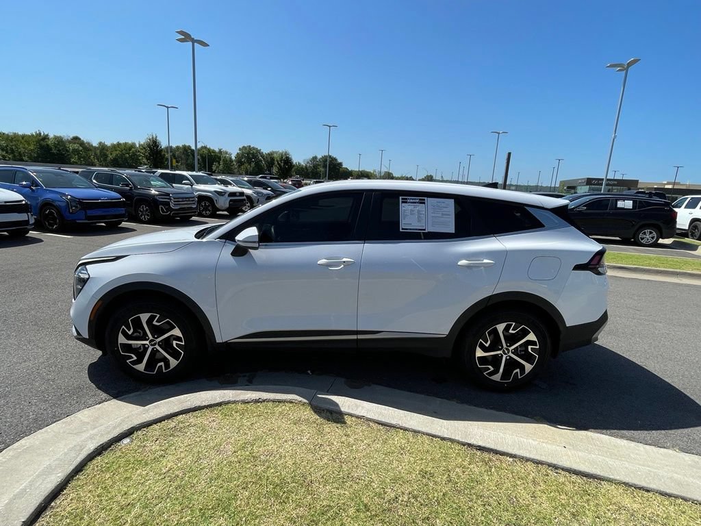 Certified 2023 Kia Sportage EX FWD image 4
