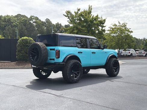 Used 2025 Ford Bronco Outer Banks AWD/4WD image 3