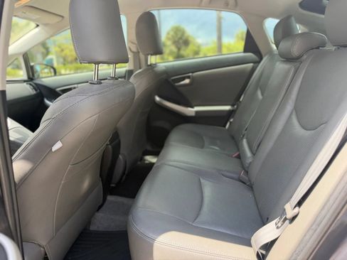 Used 2015 Toyota Prius Two FWD image 15