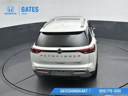 Used 2023 Nissan Pathfinder Platinum AWD/4WD image 51