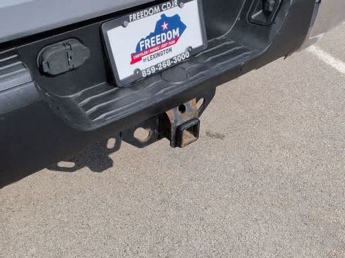 Used 2016 Toyota Tundra SR5 AWD/4WD image 33