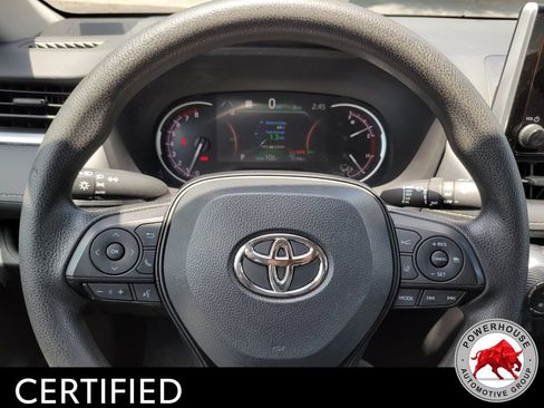 Used 2024 Toyota RAV4 XLE FWD image 33