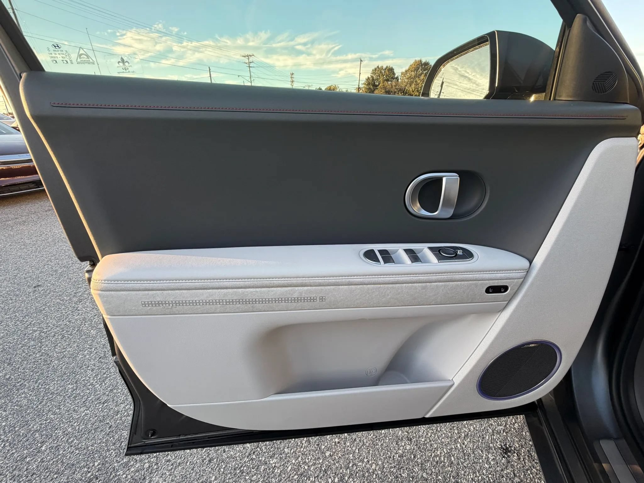 Used 2023 Hyundai Ioniq 5 Limited RWD image 8