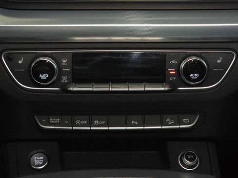 Used 2018 Audi Q5 2.0T Premium Plus w/ Premium Plus Package image 36