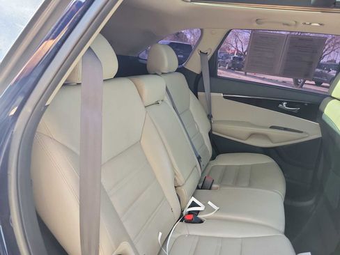 Used 2020 Kia Sorento EX image 13