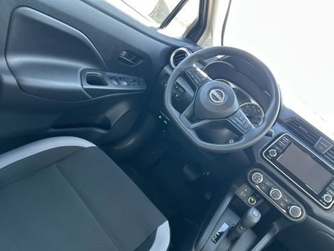 Used 2025 Nissan Versa S image 20