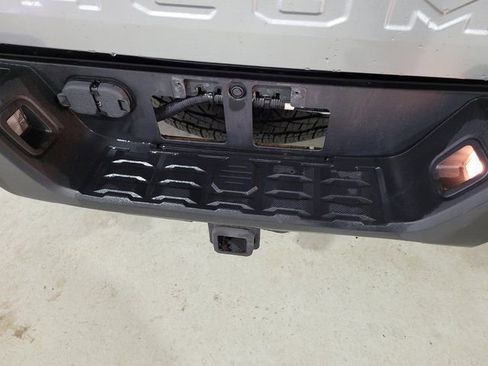 Used 2018 Toyota Tacoma TRD Sport image 61