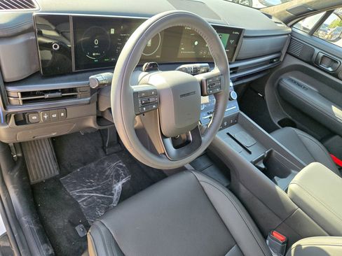 New 2025 Hyundai Santa Fe Calligraphy image 14