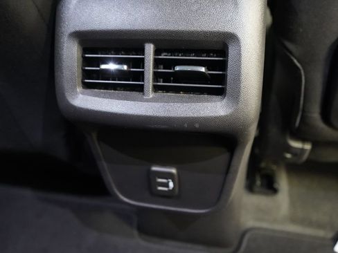 Used 2024 GMC Terrain SLE AWD/4WD image 24