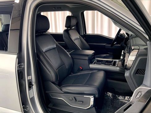 Used 2023 Ford F250 Lariat w/ Lariat Ultimate Package AWD/4WD image 6