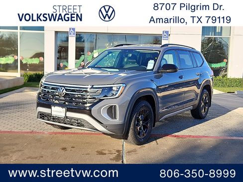 New 2026 Volkswagen Atlas Peak Edition image 1