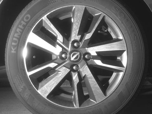 Used 2025 Nissan Versa SV image 15