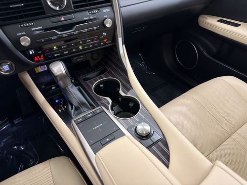 Certified 2021 Lexus RX 350L Luxury w/ Accessory Package FWD image 19
