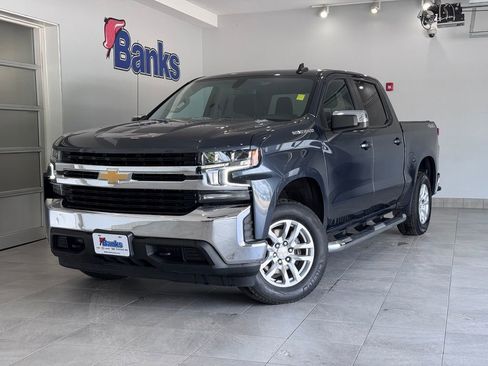 Certified 2021 Chevrolet Silverado 1500 LT AWD/4WD image 2