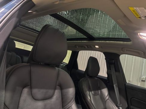 Used 2023 Volvo XC60 B6 Ultimate w/ Climate Package image 31