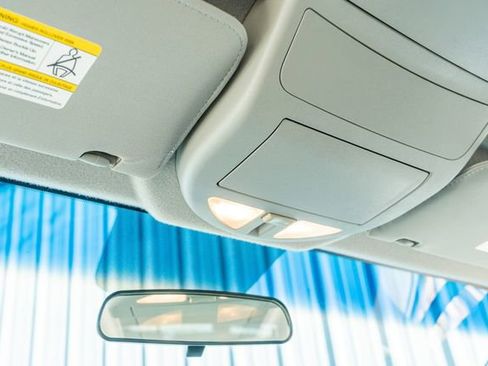 Used 2006 Nissan Titan XE w/ (W04) Preferred Pkg image 22