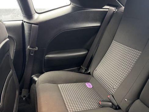 Used 2022 Dodge Challenger GT image 30