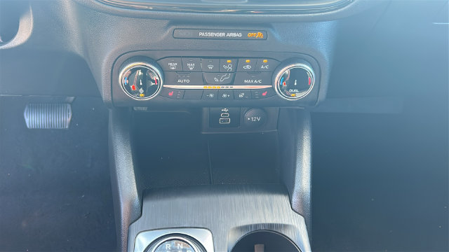 Used 2025 Ford Escape ST-Line Select AWD/4WD image 21