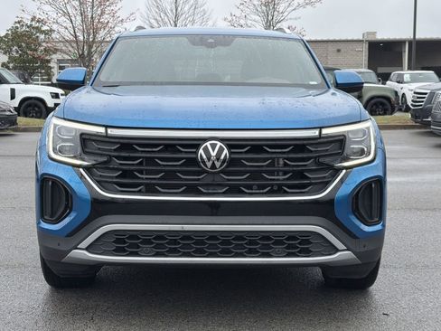 Used 2024 Volkswagen Atlas Cross Sport SE image 8