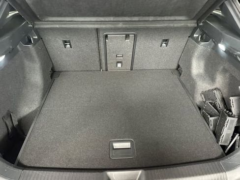 Used 2022 Volkswagen ID.4 Pro S image 19