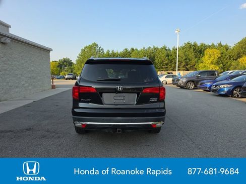 Used 2016 Honda Pilot Touring image 4