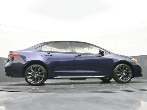 Used 2025 Toyota Corolla SE image 41