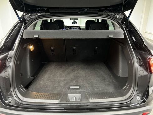 Certified 2025 Chevrolet Trax LT w/ LT Convenience Package image 25