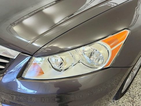 Used 2011 Honda Accord EX-L image 31