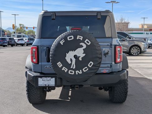 Used 2023 Ford Bronco Wildtrak image 7