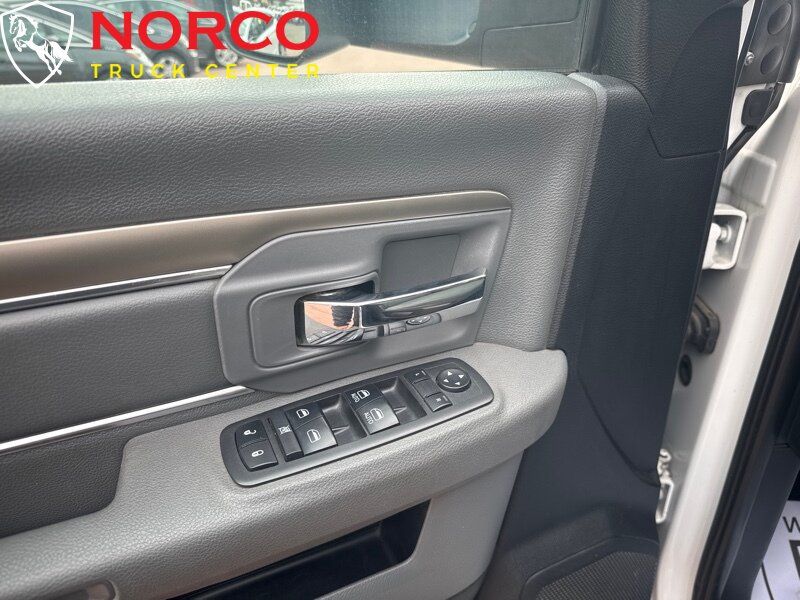 Used 2017 RAM 5500 SLT w/ Quick Order Package 29G SLT RWD image 21