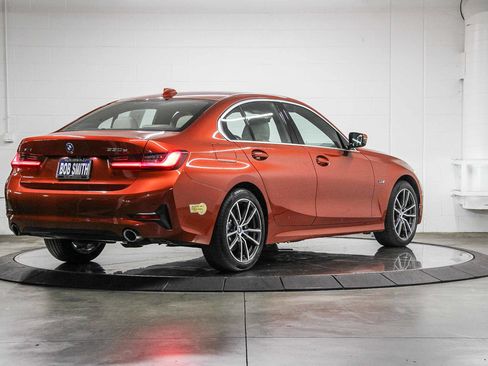 Used 2022 BMW 330e xDrive w/ Premium Package image 6