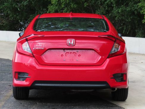 Used 2017 Honda Civic EX image 5