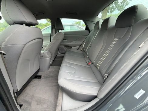Certified 2026 Hyundai Elantra Sport FWD image 13