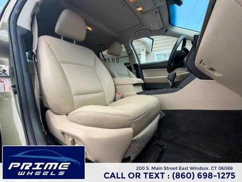 Used 2015 Subaru Outback 2.5i Limited AWD/4WD image 17