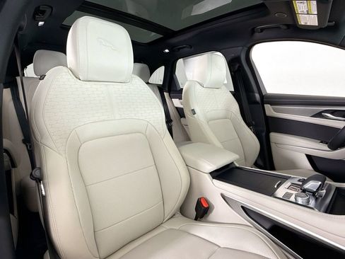 Used 2025 Jaguar F-PACE R-Dynamic S image 14