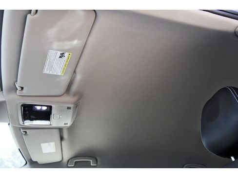 Used 2024 Volkswagen Atlas SE FWD image 26