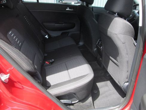 Used 2017 Kia Sportage LX w/ LX Popular Package AWD/4WD image 13