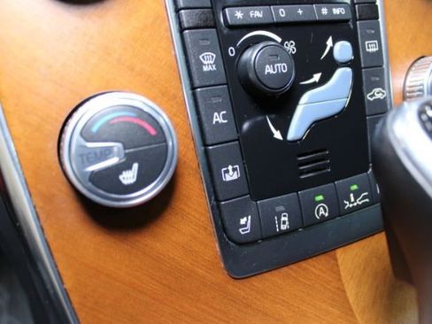 Used 2016 Volvo S60 T5 Inscription Platinum image 21