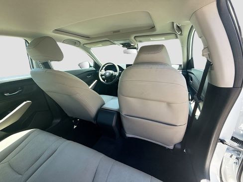 Certified 2024 Honda Accord EX image 28
