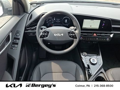 New 2026 Kia Niro Wind w/ Wind Preserve Package FWD image 9