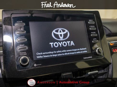 Used 2024 Toyota Camry SE FWD image 11