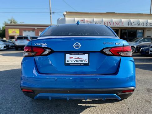 Used 2020 Nissan Versa SV w/ Trunk Package FWD image 6