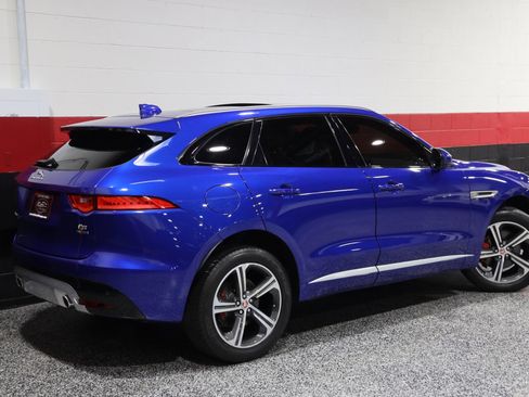 Used 2019 Jaguar F-PACE S image 8