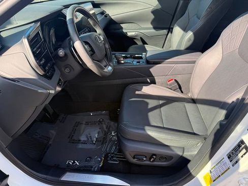 Certified 2024 Lexus RX 350 w/ Convenience Package image 14