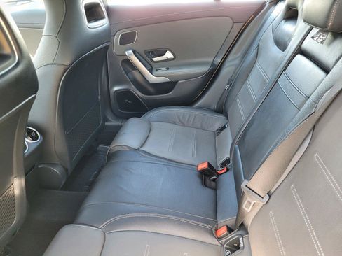 Used 2020 Mercedes-Benz CLA 250 image 17
