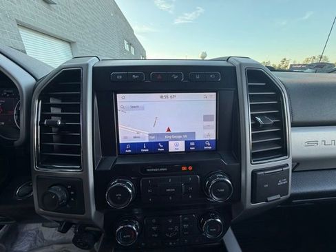 Used 2020 Ford F350 Lariat w/ Lariat Ultimate Package AWD/4WD image 38