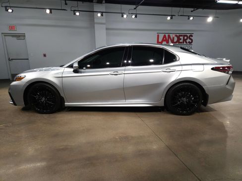 Used 2023 Toyota Camry XSE w/ Cold Weather Package FWD image 4