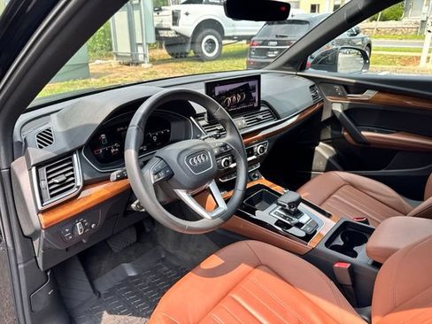 Certified 2023 Audi Q5 2.0T Premium Plus w/ Premium Plus Package AWD/4WD image 25