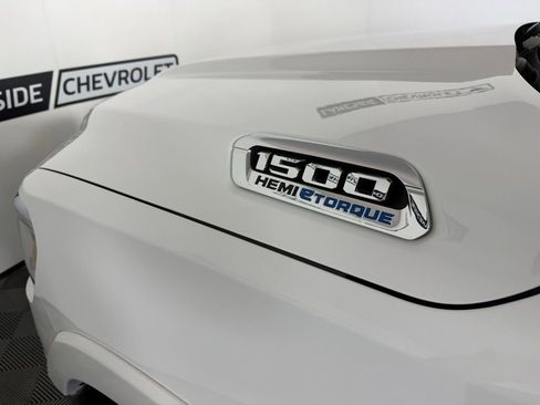 Used 2022 RAM 1500 Laramie AWD/4WD image 13